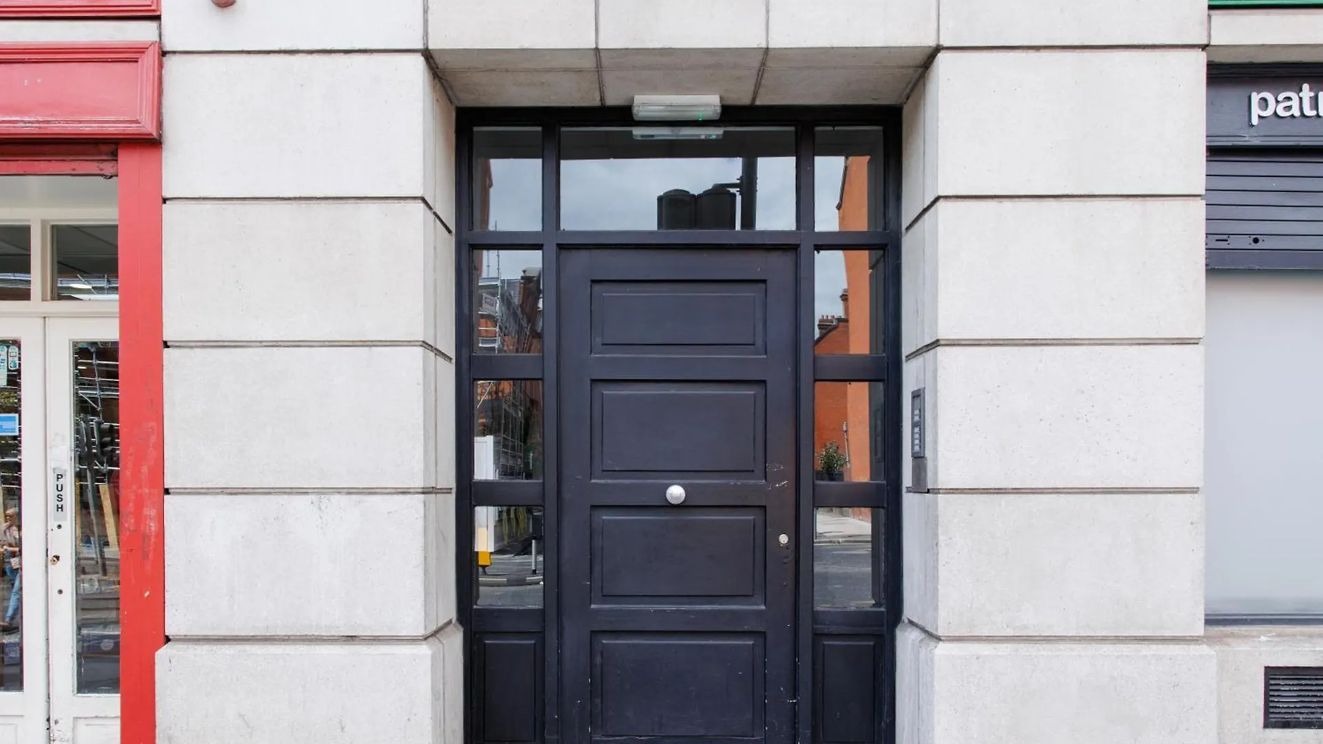 2 Bedroom Apartment Near Historical Christchurch Dublin