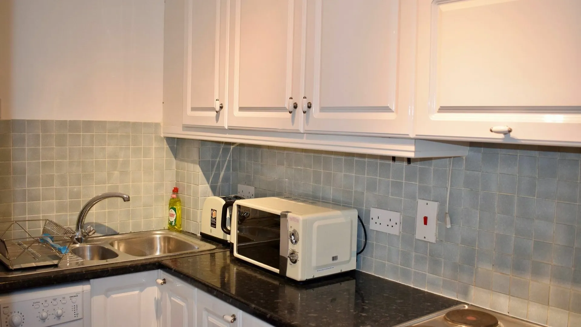 2 Bedroom Apartment Near Historical Christchurch Dublin