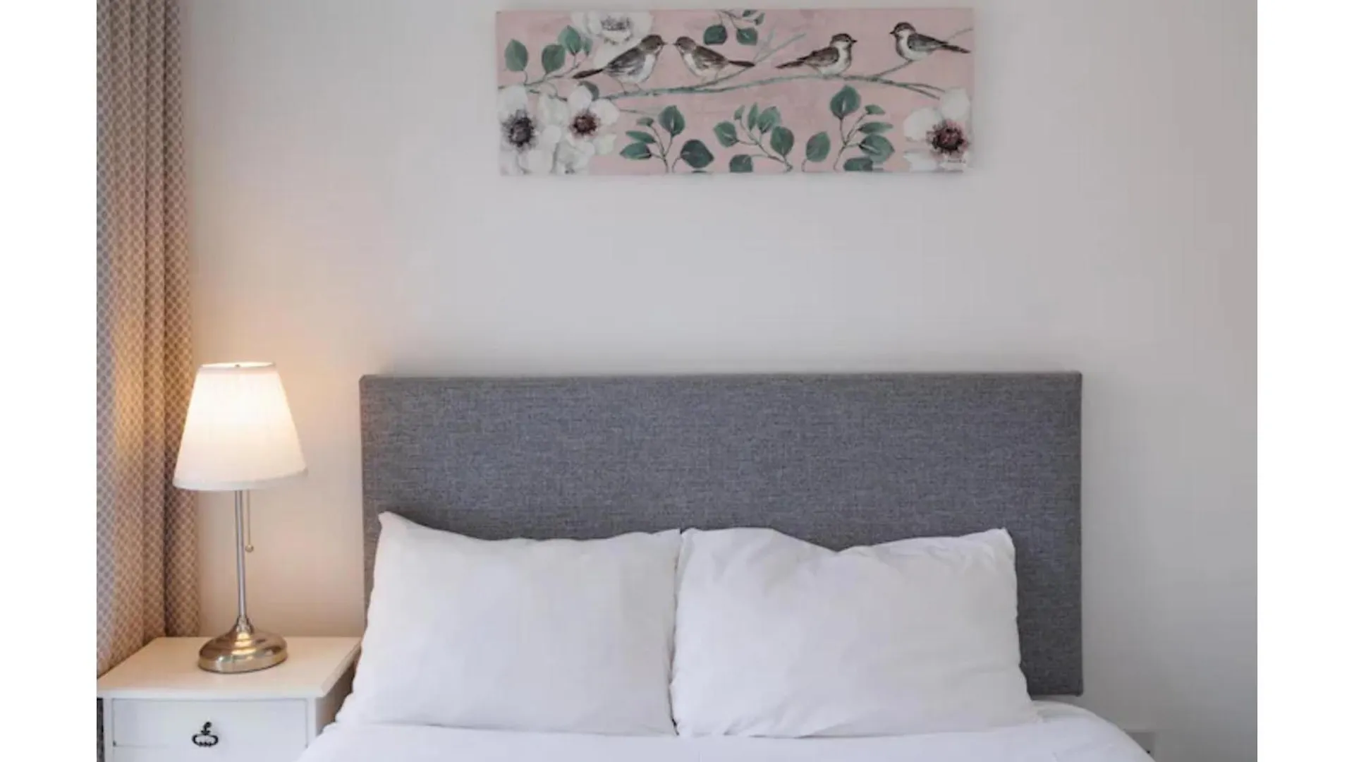 2 Bedroom Apartment Near Historical Christchurch Dublin